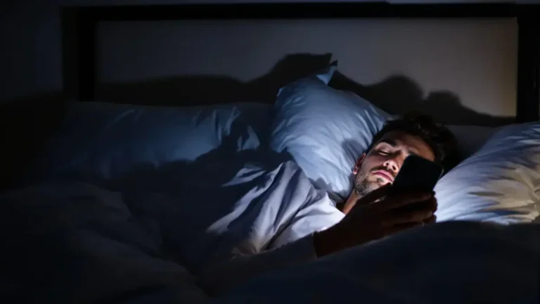 Zoeken naar hoe je een huwelijk om 3 uur ’s nachts kunt annuleren onthult een onderschatte verontrustende realiteit